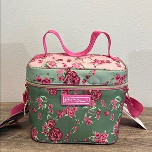 Betsey Johnson | Pink & Green Rose Lunch Bag